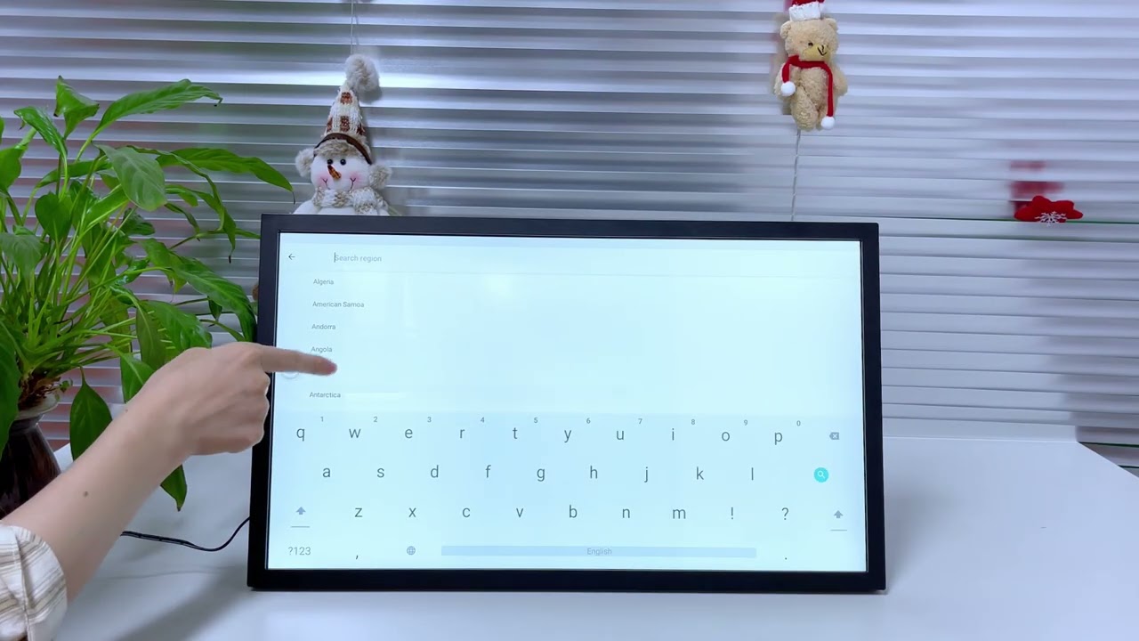 Tired of clunky software, manual updates, and inconsistent branding? Meet Joyhong’s All-in-One Smart Advertising Player—built by experts with 15+ years in digital display solutions to boost efficiency, branding, and ROI! 
