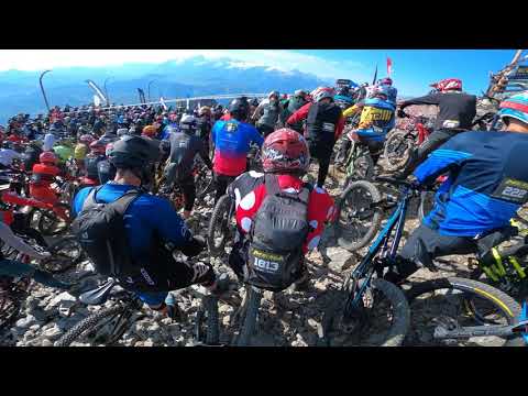 MEGAVALANCHE 2022 | POV final run on a hardtail | Mass start from the Alpe d'Huez Glacier helmetcam