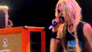 Victor Melià ft. Taylor Momsen! Nothing Left To Lose