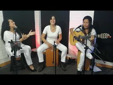 La Morena Trinidad/Yo Tengo Dos Papas