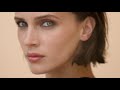 Видео Les Beiges Healthy Glow Sheer Powder Пудра з ефектом природного сяйва - CHANEL | Malva-Parfume.Ua ✿