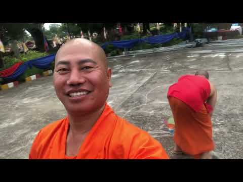 Wat that luang Laos vientine 19h30 de 29.10.2023 tiến sĩ thíchtâmphúc Budista mahadien Camboja