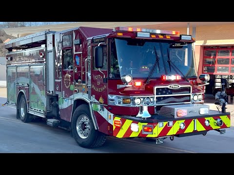 Waukesha Fire Department Battalion 1, Engine 1, and Ambulance 1 Responding 2-4-26