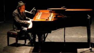 Tom Waits - Lucky day - LIVE 2008 (audio)