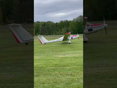 Grob 109 taking off at my local airport🇸🇪 #sweden #aviation #planespotting #airplane #plane