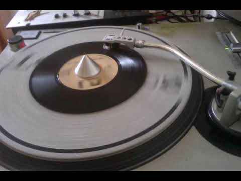 Little Hooks with Nato and the kings - give the drummer some more