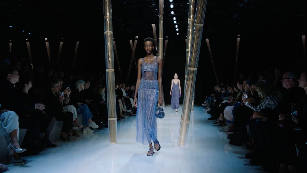 The Giorgio Armani Spring Summer 2023 Womenswear Fashion Show thumnail