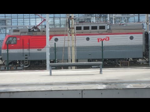 Электровоз 2ЭС4К-129 с поездом №116 Адлер – Санкт-Петербург