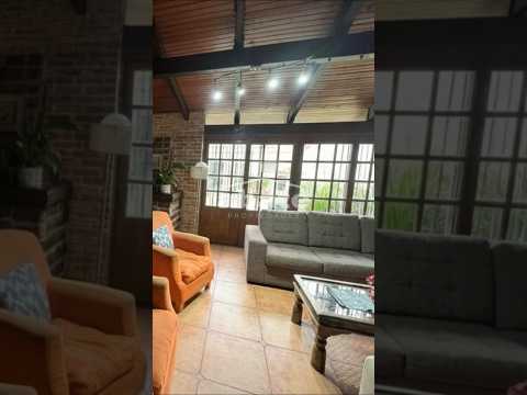Video de YouTube - Casa en Venta de 7 dormitorios con  Piscina en Pocitos, Montevideo