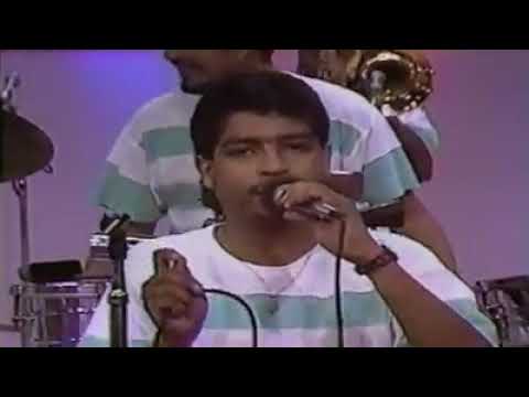 NOCHE DE BODA - RAPHY LEAVITT Y LA SELECTA