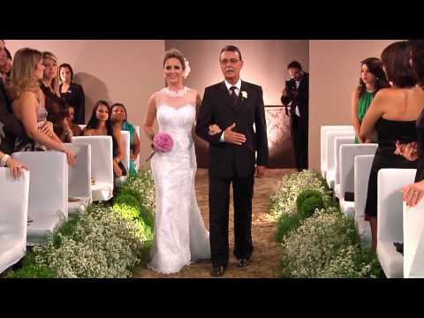 Entrance of the bride Daniella and Frederico_Digital Video Production Goânia_Cristal Mansion