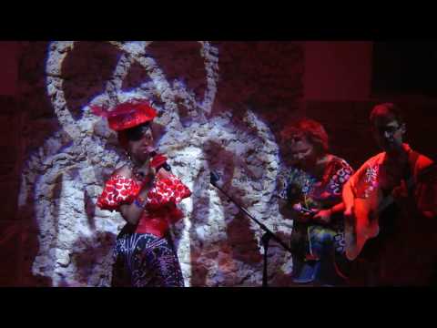 Elisete at Noor jamming with julia Moreno - Danca da solidao