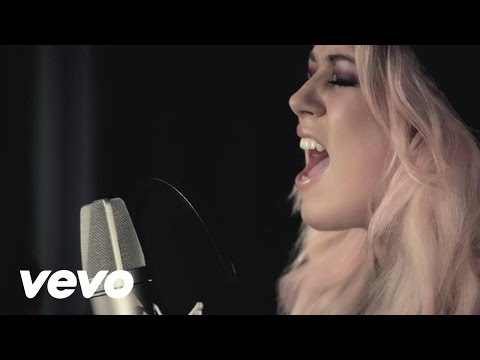 Amelia Lily - Shut Up (And Give Me Whatever You Got) (Official Acoustic Video)