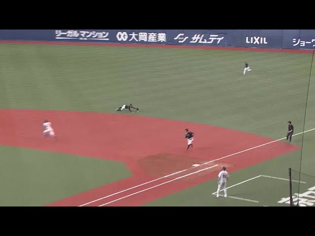 【7回裏】チームを救う!! マリーンズ・中村奨吾 絶体絶命の場面で好プレー!! 2022年4月24日 オリックス・バファローズ 対 千葉ロッテマリーンズ