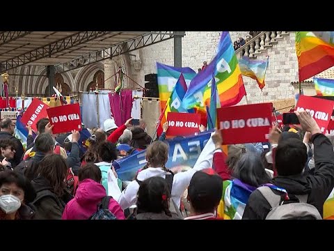 24 Kilometer für Frieden in der Ukraine: Traditionsmarsch in Italien