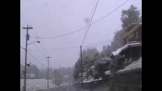 preview picture of video 'SNOW IN APRIL IN BLUEFIELD WEST VIRGINIA 2012'