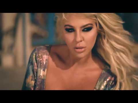 Andrea - Amor Peligroso (official video)