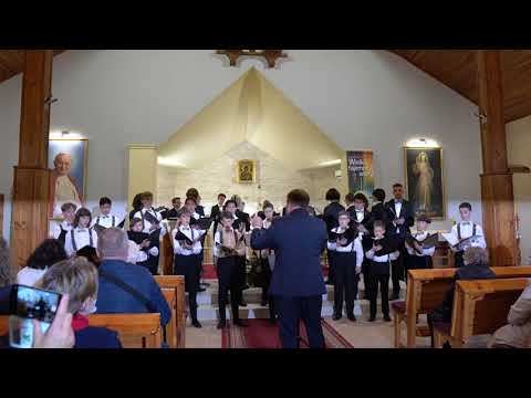 Intonent hodie/Adoramus Te Domine