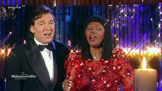 Karel Gott &amp; Liz Mitchell (Boney M.) - Silent Night, Holy Night/Stille Nacht, heilige Nacht (2000)