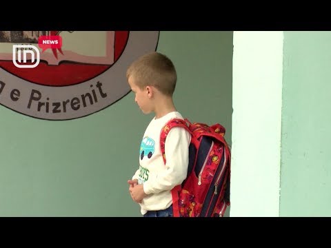 Mjekët, këshilla praktike. Ja si dallohen problemet me shtyllën kurrizore te fëmija | IN TV Albania