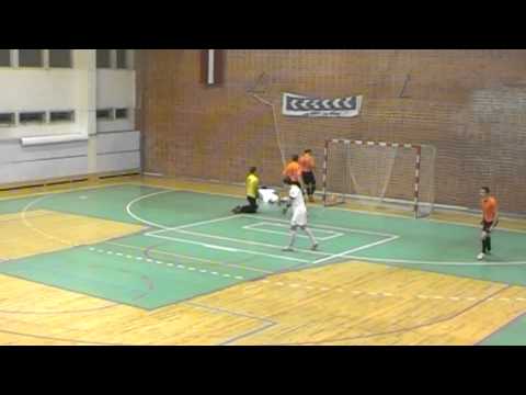 10.12.2011. Telpu futbols: TSI - NEW PROJECT 8:1