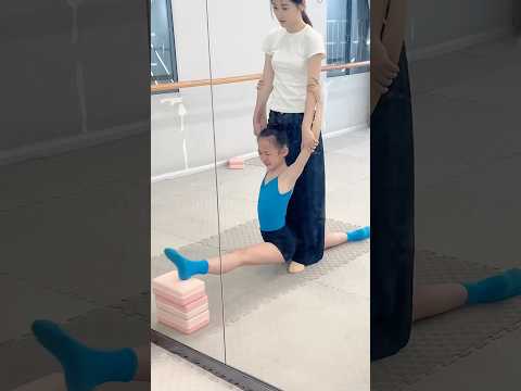 Baby, please don't cry. #flexibility #training #dance #teacher #student