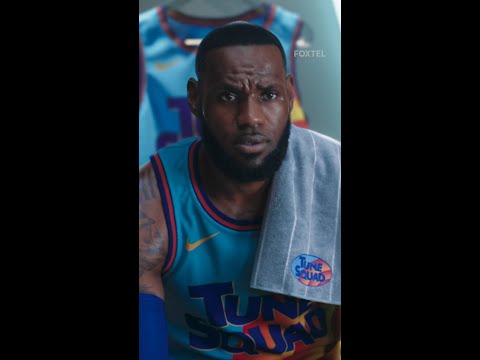 That's the wrong MJ 😅