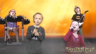 2009: Brother + Sister Perform “Graffiti Eyes” by StellaStarr