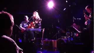 Lori Carson - Through the Cracks