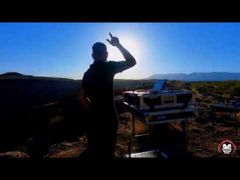 Noize Suppressor - Noise In The Desert - playing "Chemical Gorilla & Reevoid - Bounce"