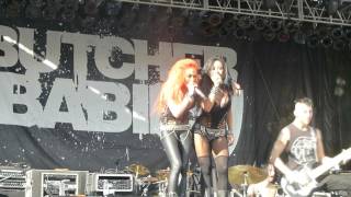 Butcher Babies - C8h18 (Gasoline) - Live 10-18-14 Miller Lite Fall Ball