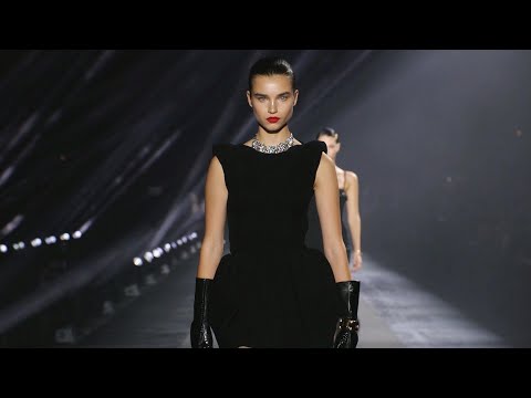 LUISAVIAROMA X British Vogue’s Runway Icons Show 2023