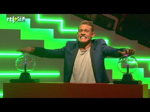 Ferry's knetterende ballen - ALLES MAG OP VRIJDAG