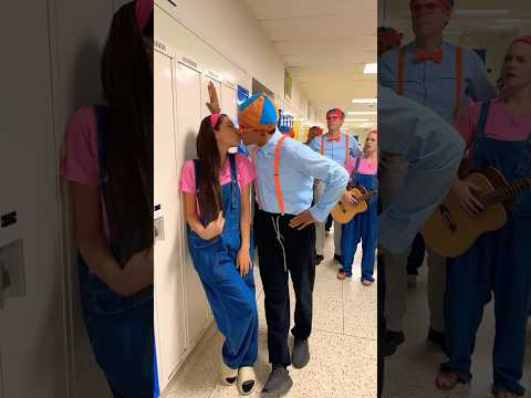 TEACHERS KISSED 🤮