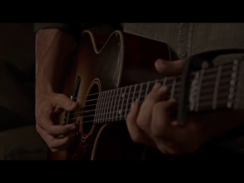 Joel sings Future days to Ellie 