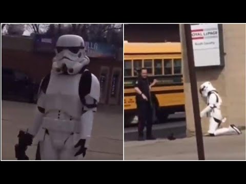 Cops Draw Guns on Girl Dressed as Star Wars Stormtrooper!