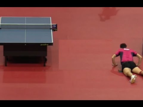 LooK Xu Xin Toying with lobbing, and rest on floor testing Umpires