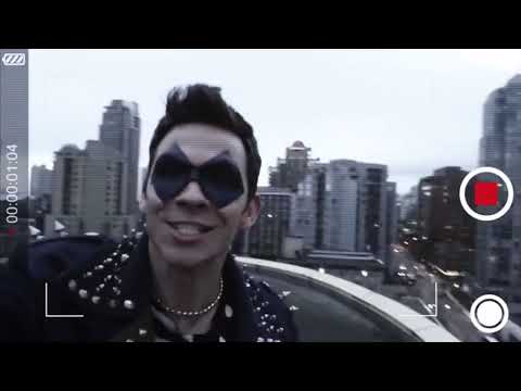 The Flash 1x17 Trickster Shows itself/Team Flash Discuss Tricksters Past