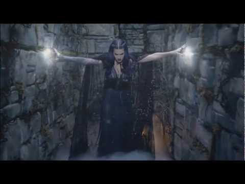 Katy Perry versus Metallica "Sad But Wide Awake"