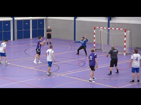 Topper in het handbal: Foreholte HS1 - Zaanstreek HS1