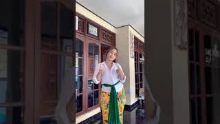 Download lagu gunung gede viral tt cewek bali mp3