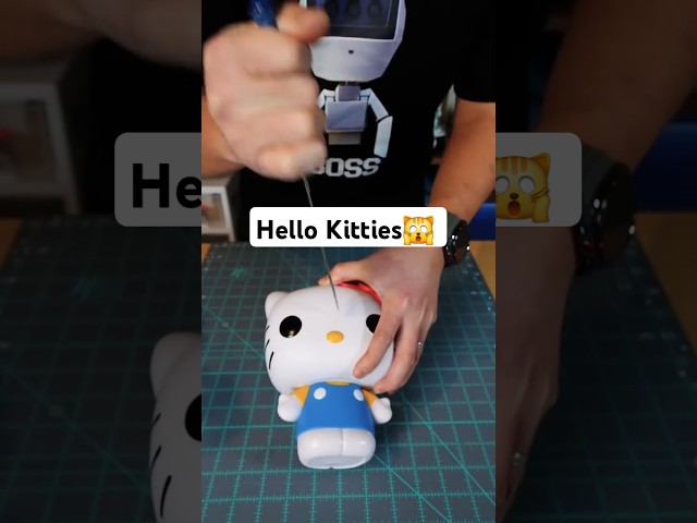 Vídeo relacionado con Funko Pop! Keychain: Sanrio - Chococat - Hello Kitty - Minifigura de Vinilo Coleccionable Llavero Original - Relleno de Calcetines - Idea de Regalo - Mercancia Oficial - Anime Fans - Minifigura
