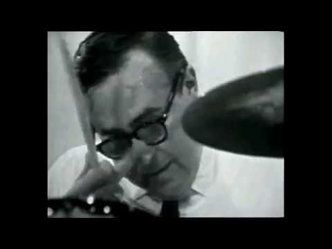 Dave Brubeck Quartet 7/23/67 Joe Morello Extended Drum Solo - "Blues For Joe"