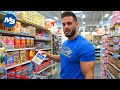 Grocery Shopping With Pro Bodybuilders | Off-Season Bulking Food | Logan Franklin