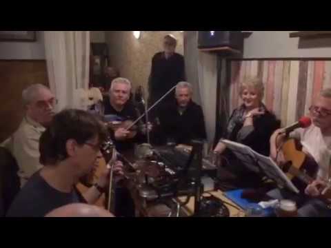 COUNTRY SESCHLOST a MILAN PITKIN - U TŘÍ LOUŽÍ