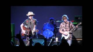 Hank III - Not Everybody Likes Us