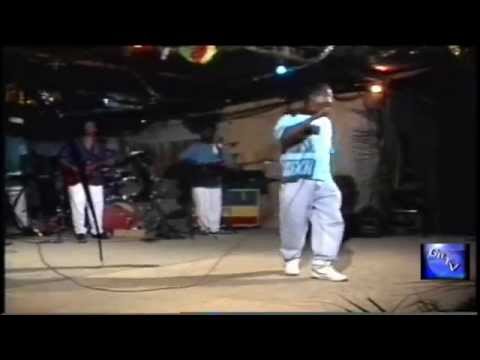 G.B.T.V. CultureShare ARCHIVES 1991: SCRUNTER  "Woman on the bass"  (HD)