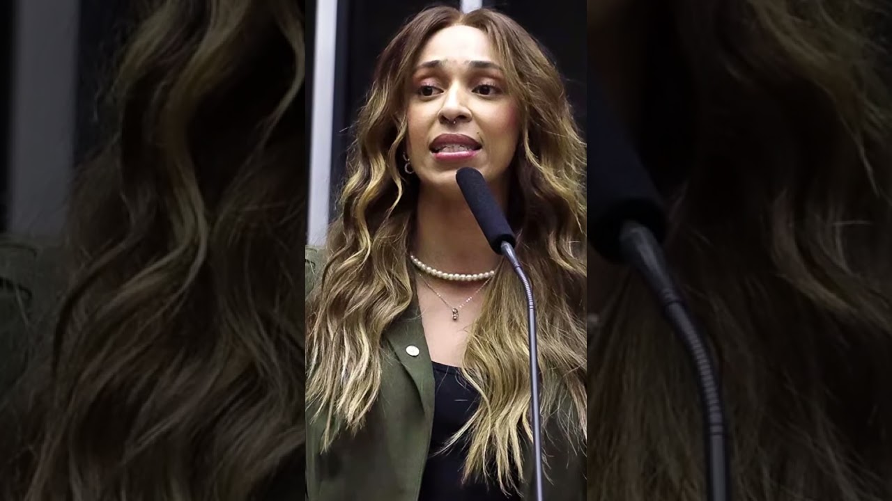 Militante do PSOL xinga deputada de ＂feia＂ e ＂horrorosa＂ na Comissão da Mulher