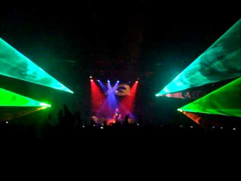 Showtek - X-Qlusive Down Under - Lowrider - Don't Get Back