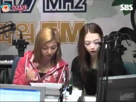 101004 f(x) Sulli and Luna jammin